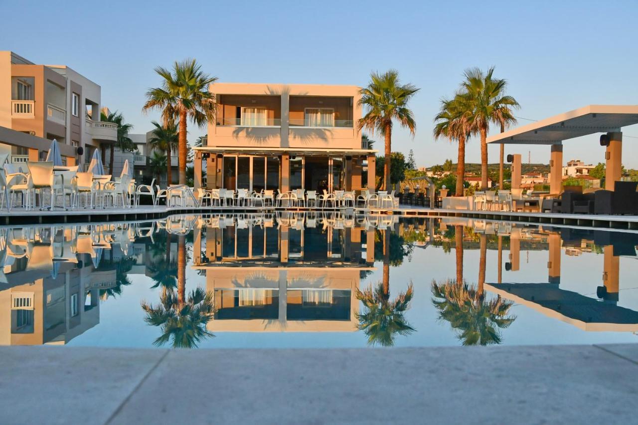 Castro Beach Hotel Maleme Eksteriør billede