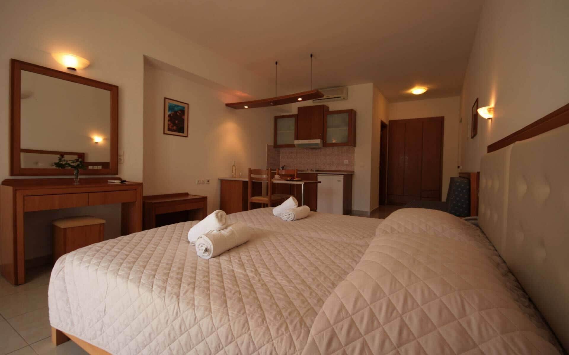 Castro Beach Hotel Maleme Eksteriør billede