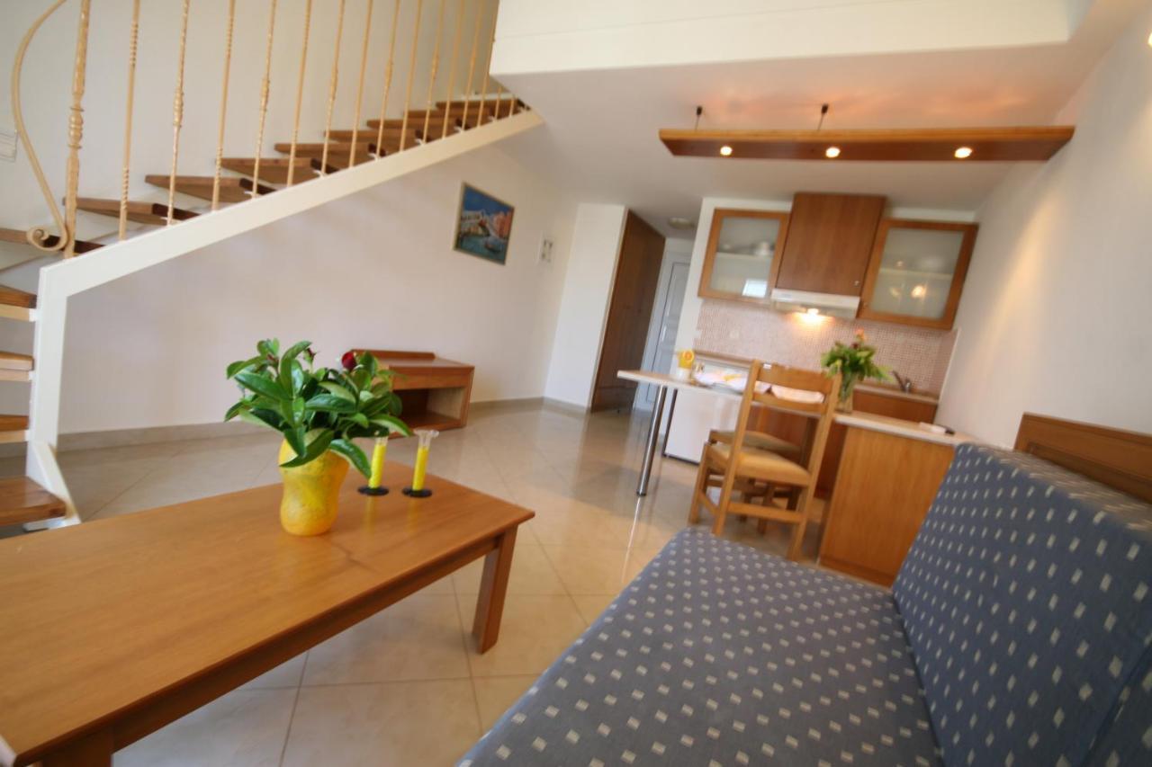 Castro Beach Hotel Maleme Værelse billede